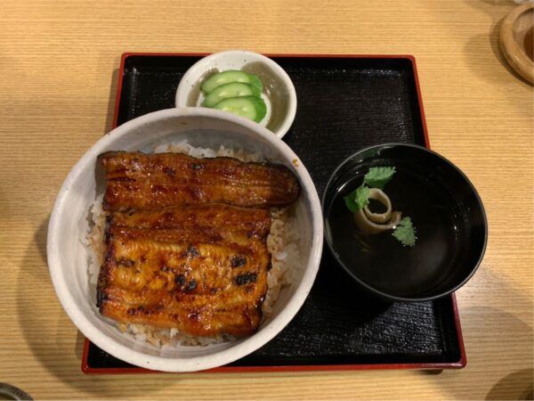 池袋で鰻と川魚が楽しめる まんまる でパリッ ふわっ のうな丼を食べてきたよ 池ぶく郎