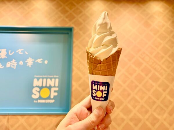 ミニストップが運営する Mini Sof ミニソフ 東武百貨店 池袋店 でミルク感たっぷりのソフトクリームを 池ぶく郎