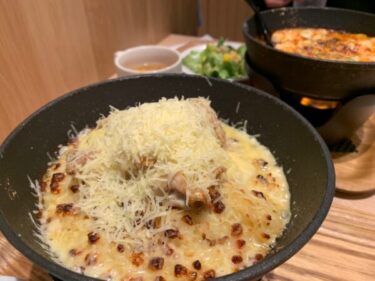 神戸元町ドリア系列の『チーズ＆ドリア.スイーツ サンシャインアルパ店』でドリアを実食