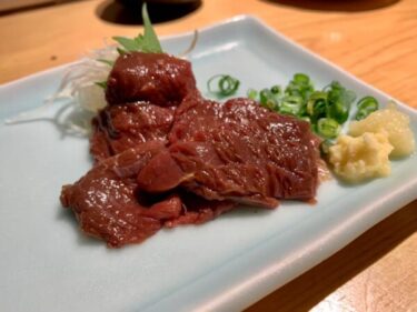 ロサ会館の『大馬鹿地蔵』激安特価メニューでお腹も心も大満足